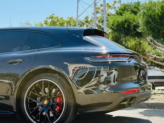 2022 Porsche Panamera 4S Sport Turismo II Рестайлинг, чёрный, 15970000 рублей, вид 4