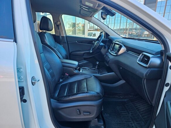 2016 Kia Sorento III Prime, белый - вид 9