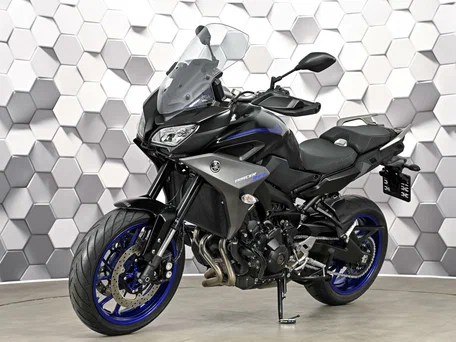 2021 Yamaha MT-09 Tracer (FJ-09), чёрный, 999000 рублей, вид 2