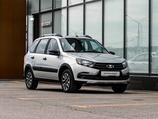 2026 Lada (ВАЗ) Granta Cross I Рестайлинг, серебристый, 1246000 рублей, вид 1