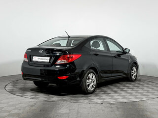 2013 Hyundai Solaris I, чёрный, 825000 рублей, вид 5