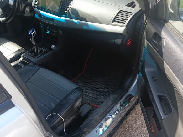 2007 Mitsubishi Lancer X, серебристый, 500000 рублей - вид 6
