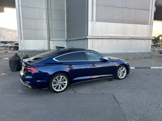2020 Audi A5 Sportback 45 TFSI II (F5) Рестайлинг, синий, 3990000 рублей, вид 2