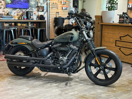 2021 Harley-Davidson Street Bob, зелёный, 1950000 рублей, вид 1