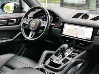 2019 Porsche Cayenne Turbo III, чёрный, 8800000 рублей, вид 4