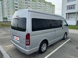 2010 Toyota HiAce H200 Рестайлинг, серебристый, 1750000 рублей, вид 3