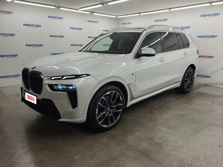 BMW X7 I (G07) Рестайлинг