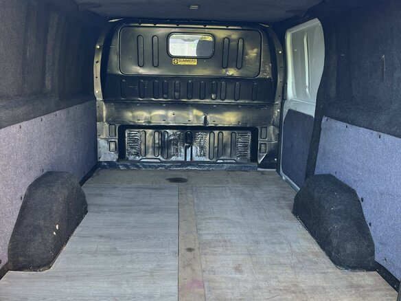 2008 Ford Transit, белый, 799999 рублей - вид 4