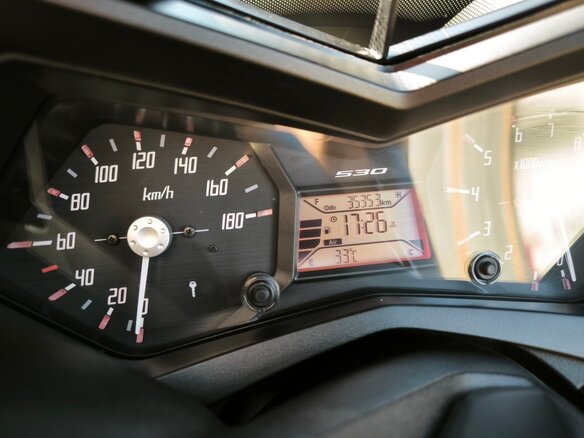 2012 Yamaha TMAX, серый, 650000 рублей - вид 14