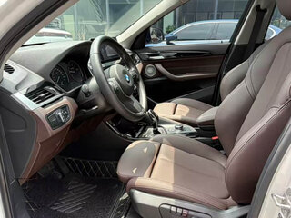 2022 BMW X1 Long 20Li sDrive II (F48) Рестайлинг, белый, 2200000 рублей, вид 3