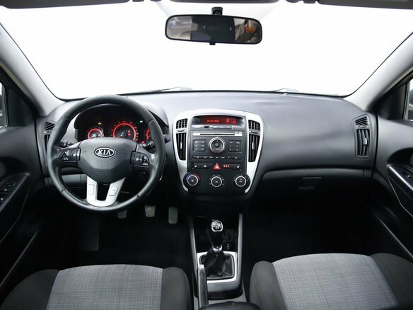 2010 Kia Ceed I Рестайлинг, серебристый - вид 15