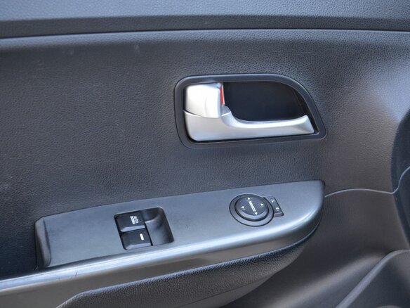 2013 Kia Rio III, бежевый, 619999 рублей - вид 9