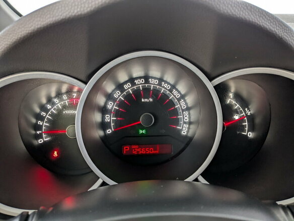 2014 Kia Venga I, чёрный, 1100000 рублей - вид 13
