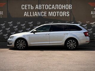 2019 Skoda Octavia III (A7) Рестайлинг, серебристый, 1765000 рублей, вид 4
