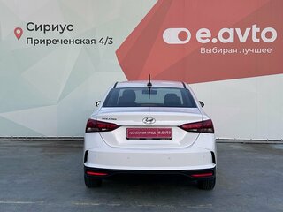 2021 Hyundai Solaris II Рестайлинг, белый, 1450000 рублей, вид 5