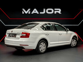 2020 Skoda Octavia III (A7) Рестайлинг, белый, 1865000 рублей, вид 5