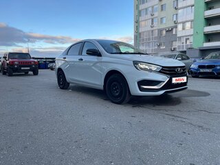 2024 Lada (ВАЗ) Vesta I Рестайлинг (NG), белый, 1320000 рублей, вид 2