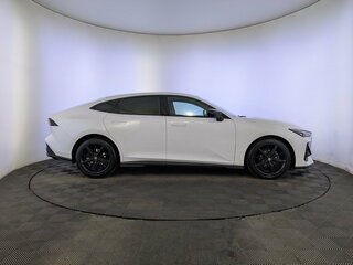 2023 Changan UNI-V I, белый, 2100000 рублей, вид 4