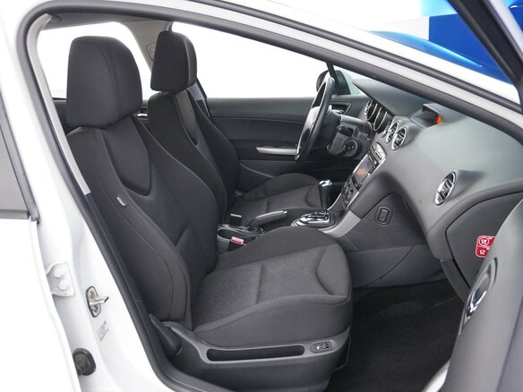 2012 Peugeot 308 I Рестайлинг, белый, 642055 рублей - вид 7