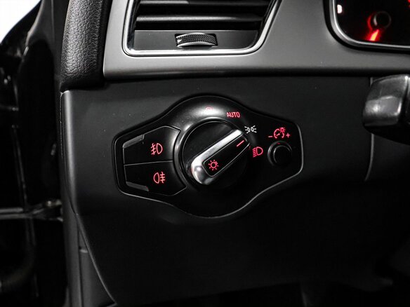 2012 Audi A5 I (8T) Рестайлинг, чёрный, 1250000 рублей - вид 12