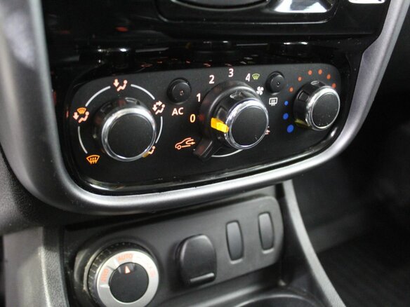 2013 Renault Duster I, серебристый, 890000 рублей - вид 17