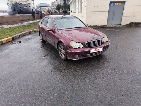2005 Mercedes-Benz C-Класс 240 II (W203) Рестайлинг, красный, 509000 рублей - вид 5