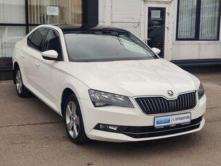 2018 Skoda Superb III, белый, 1925000 рублей, вид 3