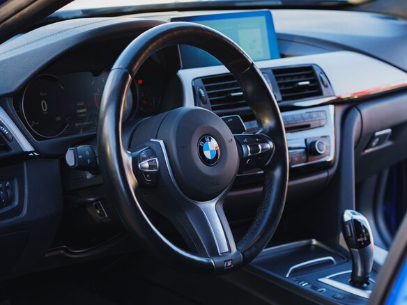 2018 BMW 3 серии 320d xDrive VI (F3x) Рестайлинг, синий, 2950000 рублей - вид 7