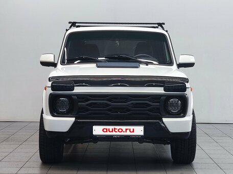 2018 Lada (ВАЗ) 2121 (4x4) I Рестайлинг, белый, 590000 рублей, вид 2