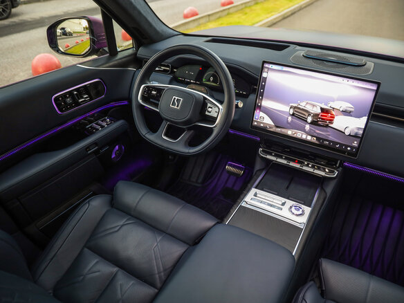 2025 Zeekr 9X 55 kWh (до 3.5 т), чёрный, 10150000 рублей - вид 13
