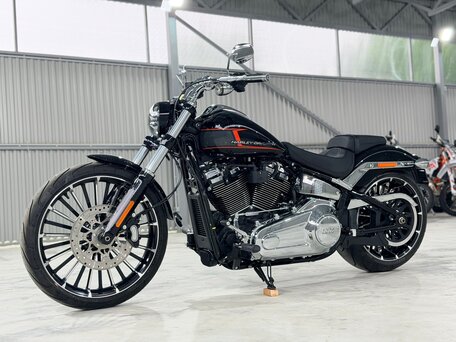 2024 Harley-Davidson Breakout, чёрный, 2850000 рублей, вид 2