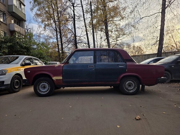 2005 Lada (ВАЗ) 2107, красный, 120000 рублей - вид 2