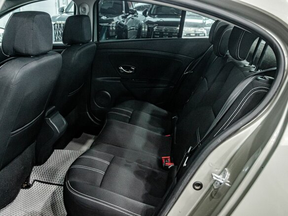 2013 Renault Fluence I Рестайлинг, бежевый, 700000 рублей - вид 13