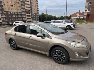 2012 Peugeot 408 I, бежевый, 600000 рублей, вид 2