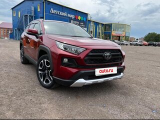 2019 Toyota RAV4 V (XA50), красный, 3270000 рублей, вид 3