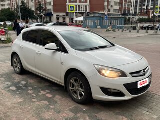2014 Opel Astra J Рестайлинг, белый, 740000 рублей, вид 3