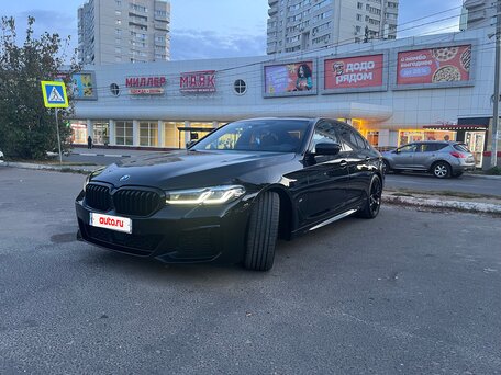 2021 BMW 5 серии 520i VII (G30/G31/G38) Рестайлинг, чёрный, 4690000 рублей, вид 1
