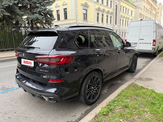 2020 BMW X5 40d IV (G05/G18), чёрный, 7700000 рублей, вид 4