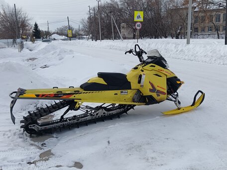 2015 BRP Ski-Doo Summit 800, жёлтый, 590000 рублей, вид 1