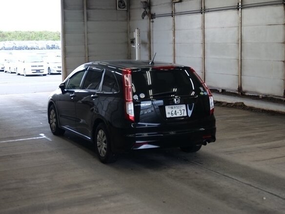 2010 Honda Stream II Рестайлинг, чёрный, 1280000 рублей - вид 9