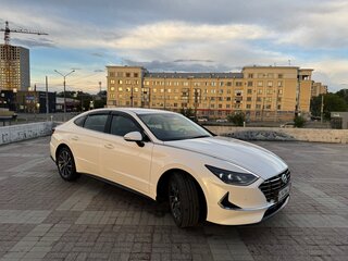 2021 Hyundai Sonata VIII (DN8), белый, 2730000 рублей, вид 4