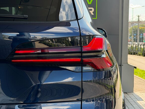 2026 BMW X5 30d IV (G05/G18) Рестайлинг, синий, 15250000 рублей - вид 9