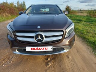 2015 Mercedes-Benz GLA 250 I (X156), коричневый, 1820000 рублей, вид 3