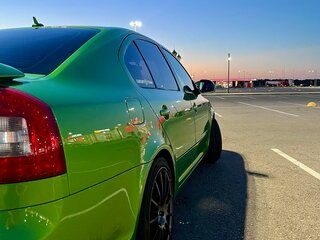 2011 Skoda Octavia RS II Рестайлинг, зелёный, 1360000 рублей, вид 5