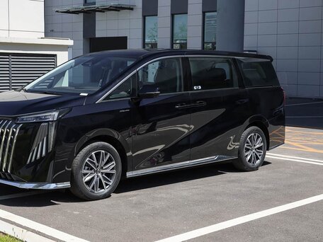 2026 GAC Trumpchi M8 Master Edition II, чёрный, 4590000 рублей, вид 3