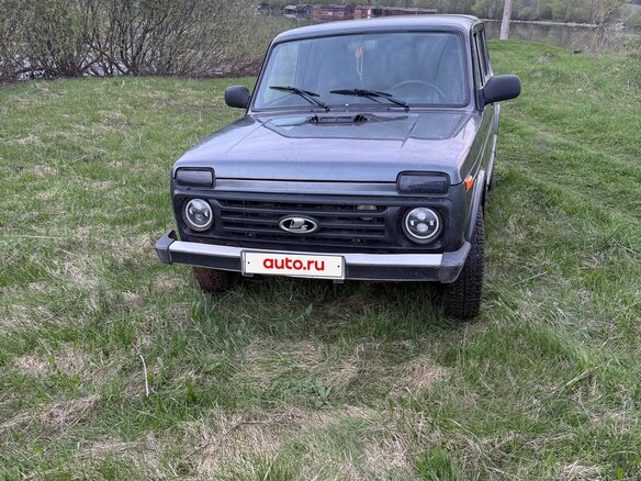 2015 Lada (ВАЗ) 2131 (4x4) 213105 I, зелёный, 500000 рублей