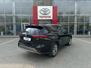 2026 Toyota Highlander IV (XU70), чёрный, 5750000 рублей, вид 5