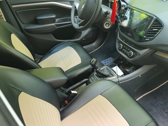 2018 Lada (ВАЗ) Vesta SW I, бежевый, 900000 рублей - вид 8