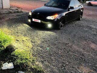 2003 BMW 5 серии 530i V (E60/E61), чёрный, 1300000 рублей, вид 4