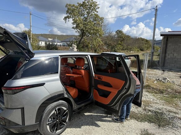 2026 Toyota bZ3X 58.3 kWh, серый, 2930000 рублей - вид 14